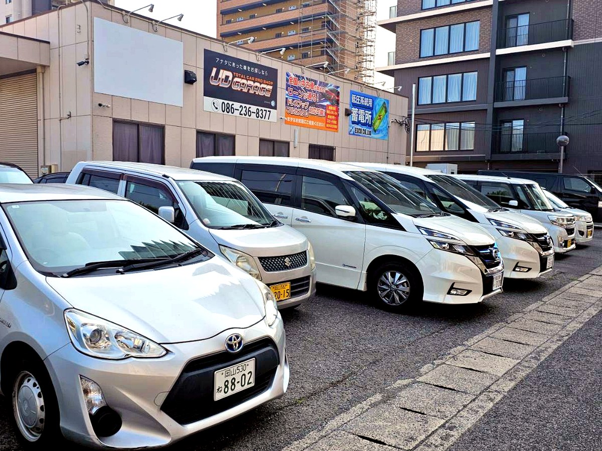 UDGARAGE 岡山本店の展示スペース
